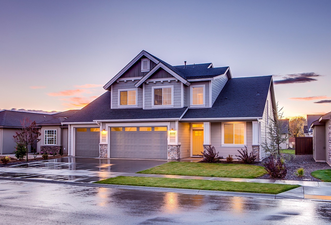 House, garage, driveway, architecture, building, property, home, residential, suburb, real estate, exterior, facade, hou