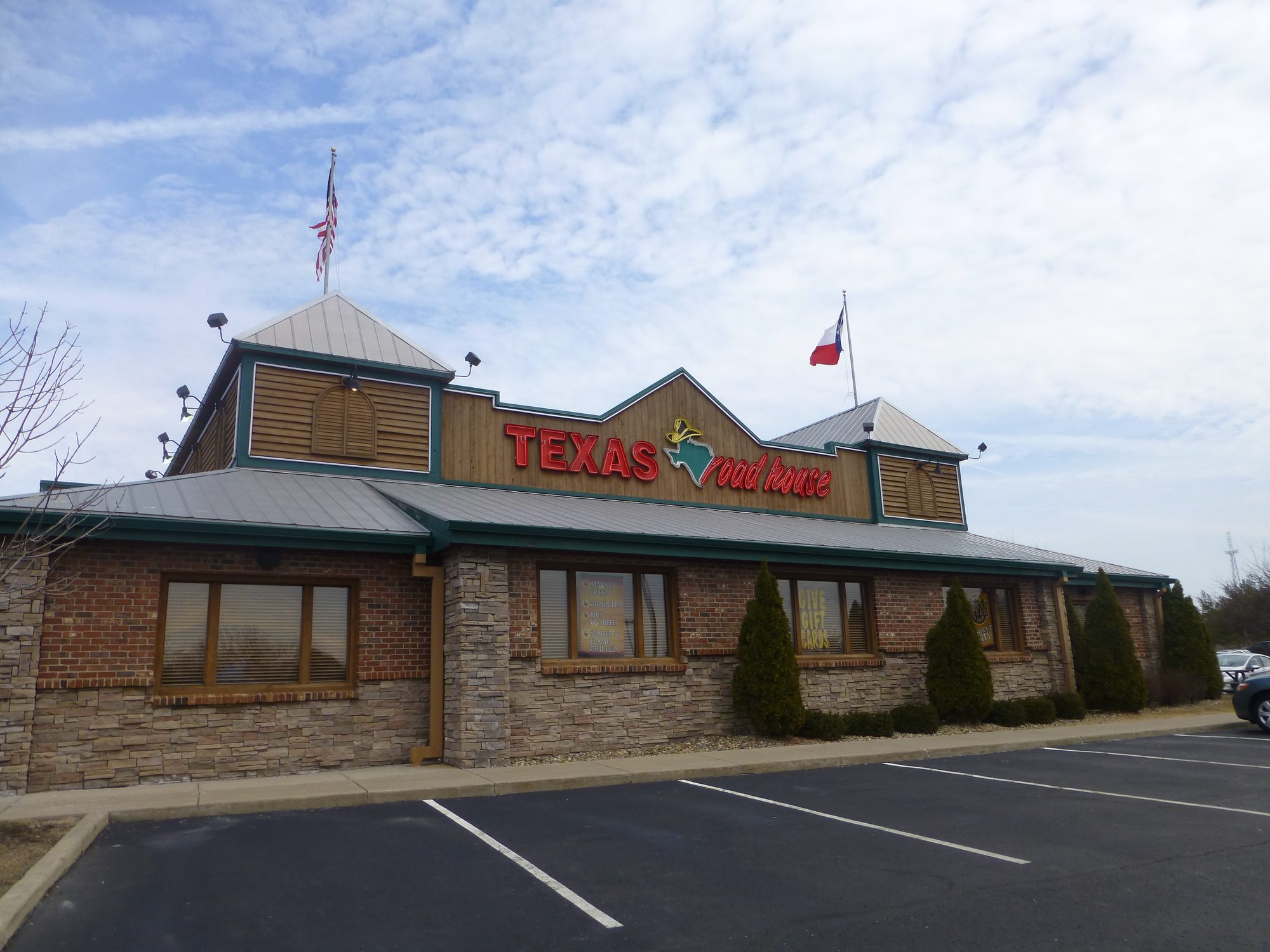 A Texas Roadhouse location in w:Stow, Ohio.