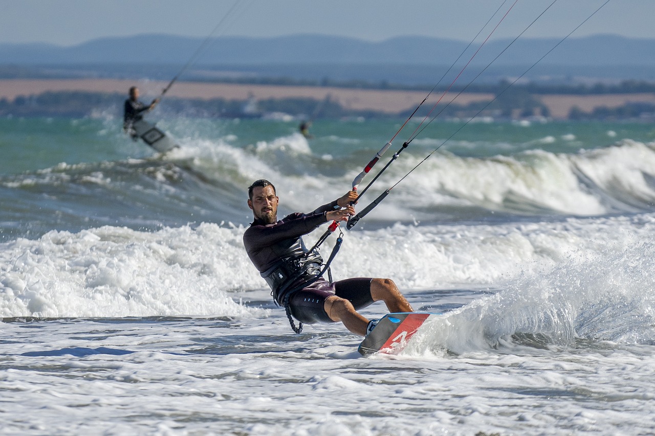 Extreme, kite, wind, sport, kitesurfing, kiteboarding, extreme sports, surf, sea, nature, surfing, surfer, action, activ