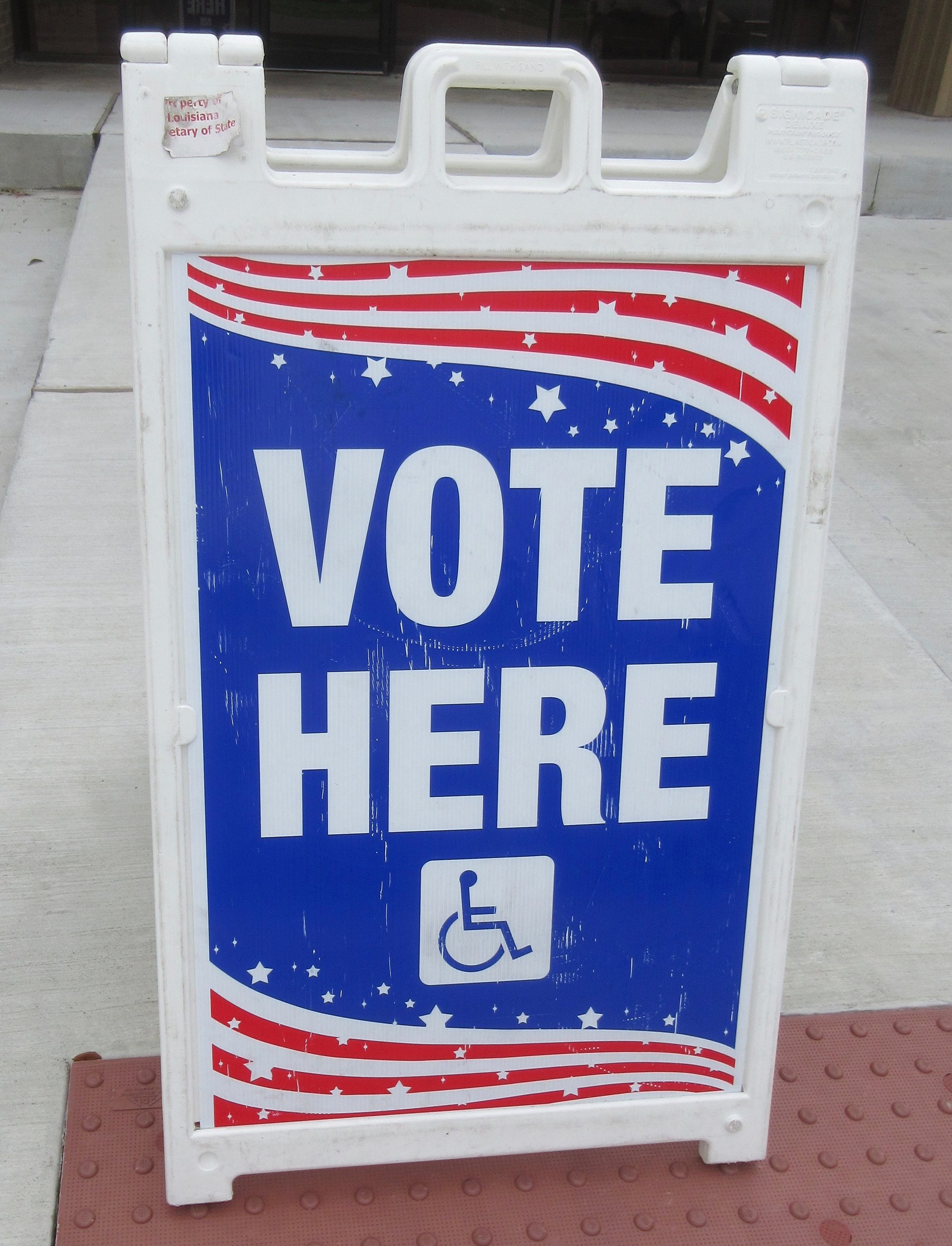 Vote Here sign, Louisiana, March 2025
Original caption:
Louisiana: No on all 4 amendments