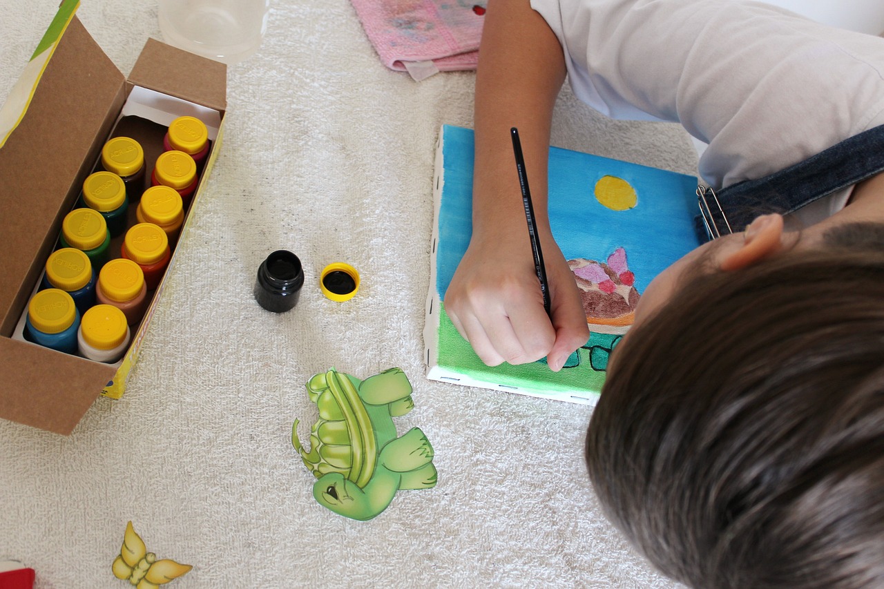 Painting, art, the paint on the canvas, paints, gouache, watercolor, colorful, education in the arts, school, art-making