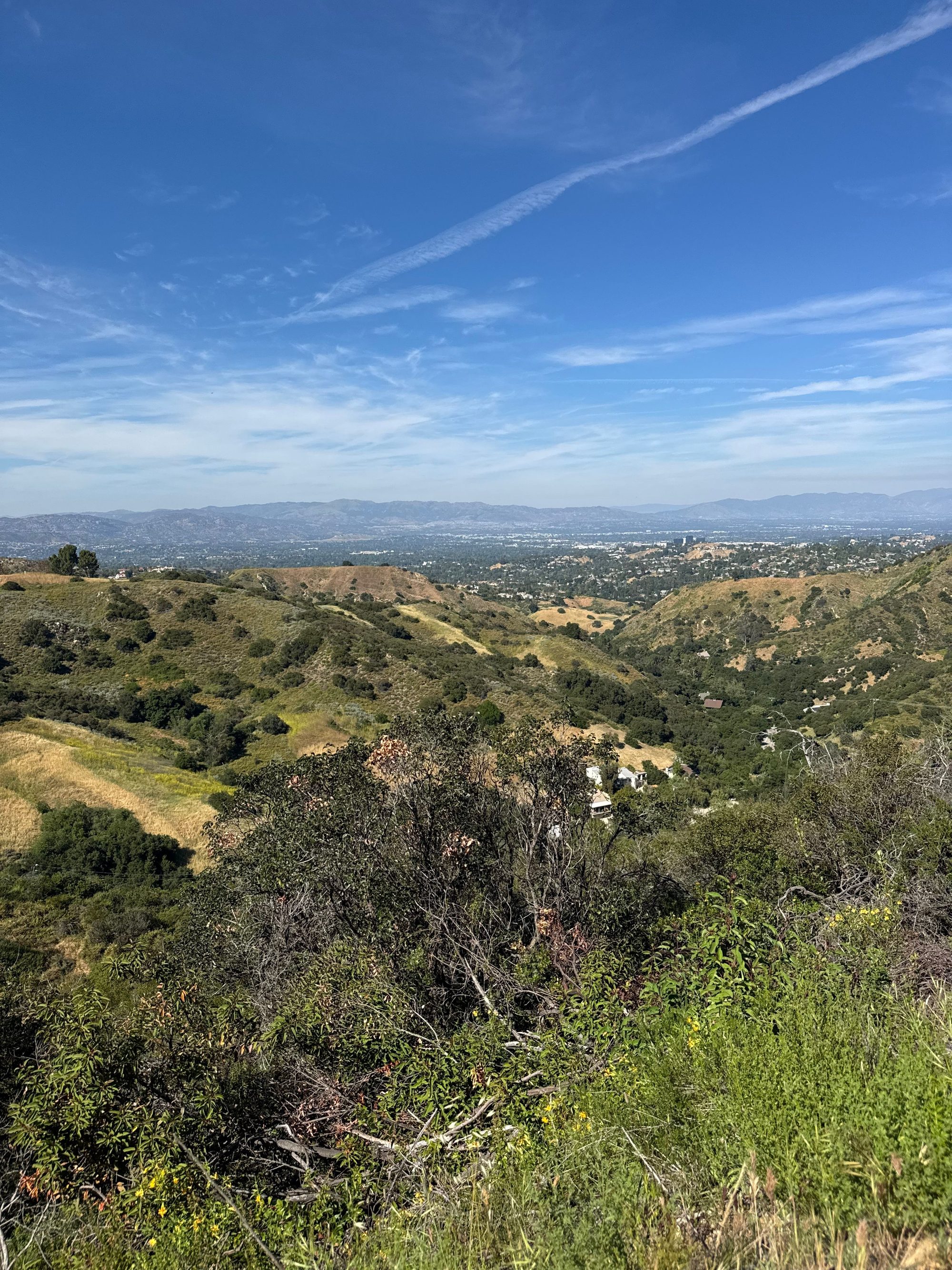 A breathtaking view of the rolling hills landscape near Santa Monica, California, on a sunny day.