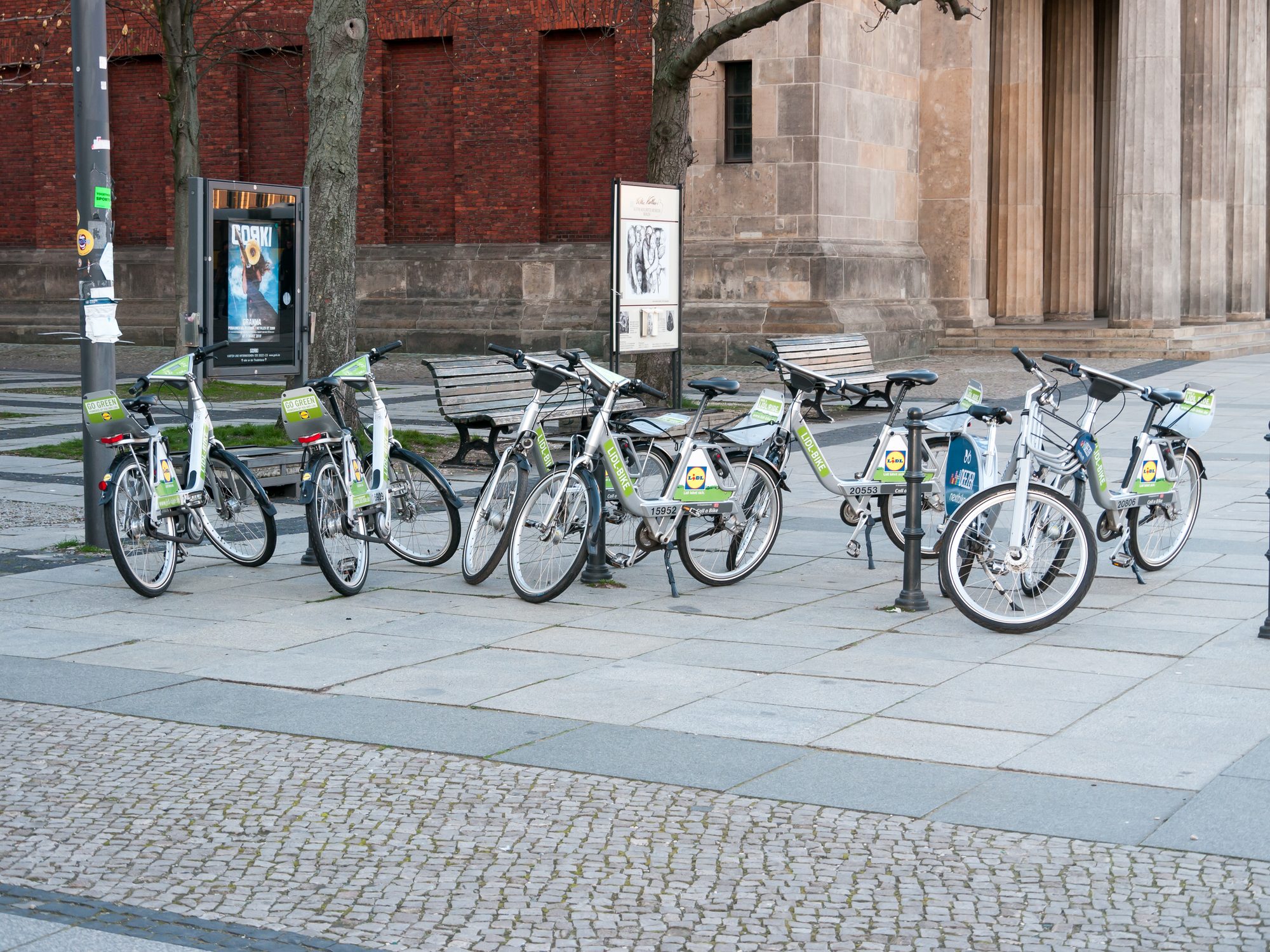 Lidl Bike und Deezer nextbike bicycles in Berlin-Mitte