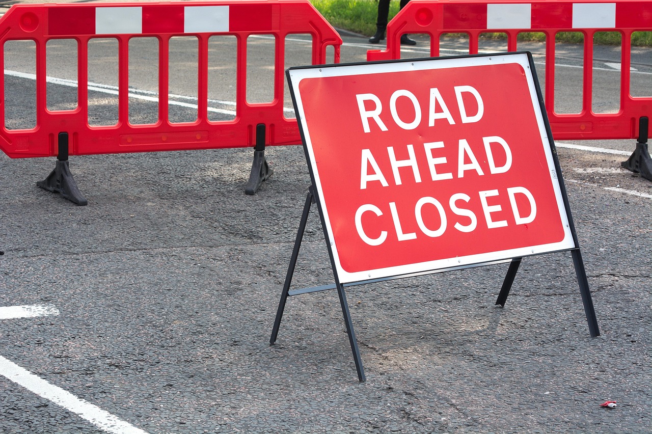 Road sign, red, warning, caution, street, closed, road, construction, safety, traffic, gray road, gray construction, gra