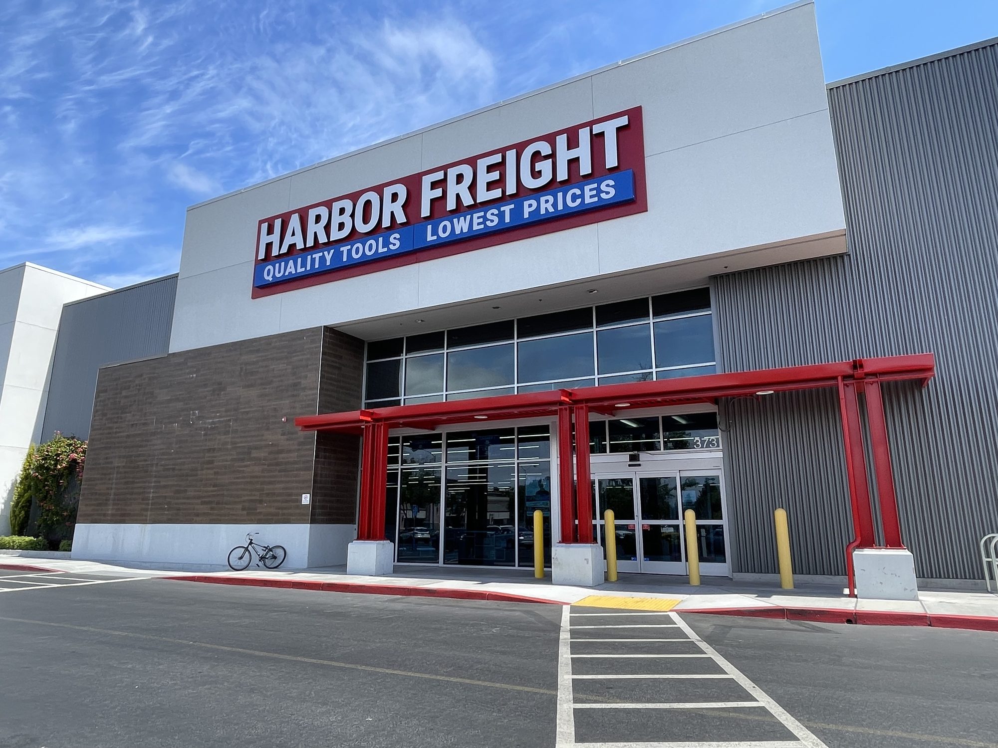Harbor Freight Tools, Petaluma, California