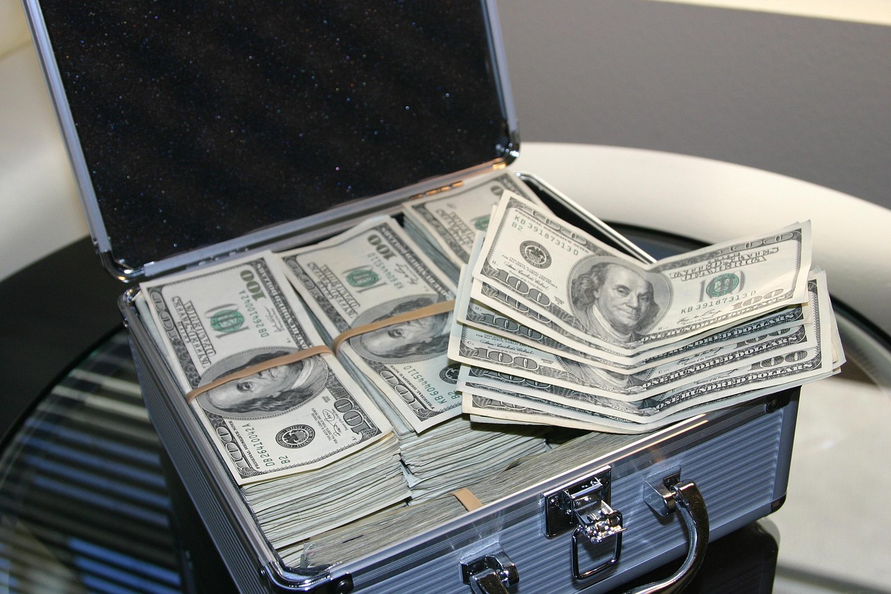 Money, dollars, success, business, finance, cash, investment, wealth, banking, savings, bank, financial, american, rich,