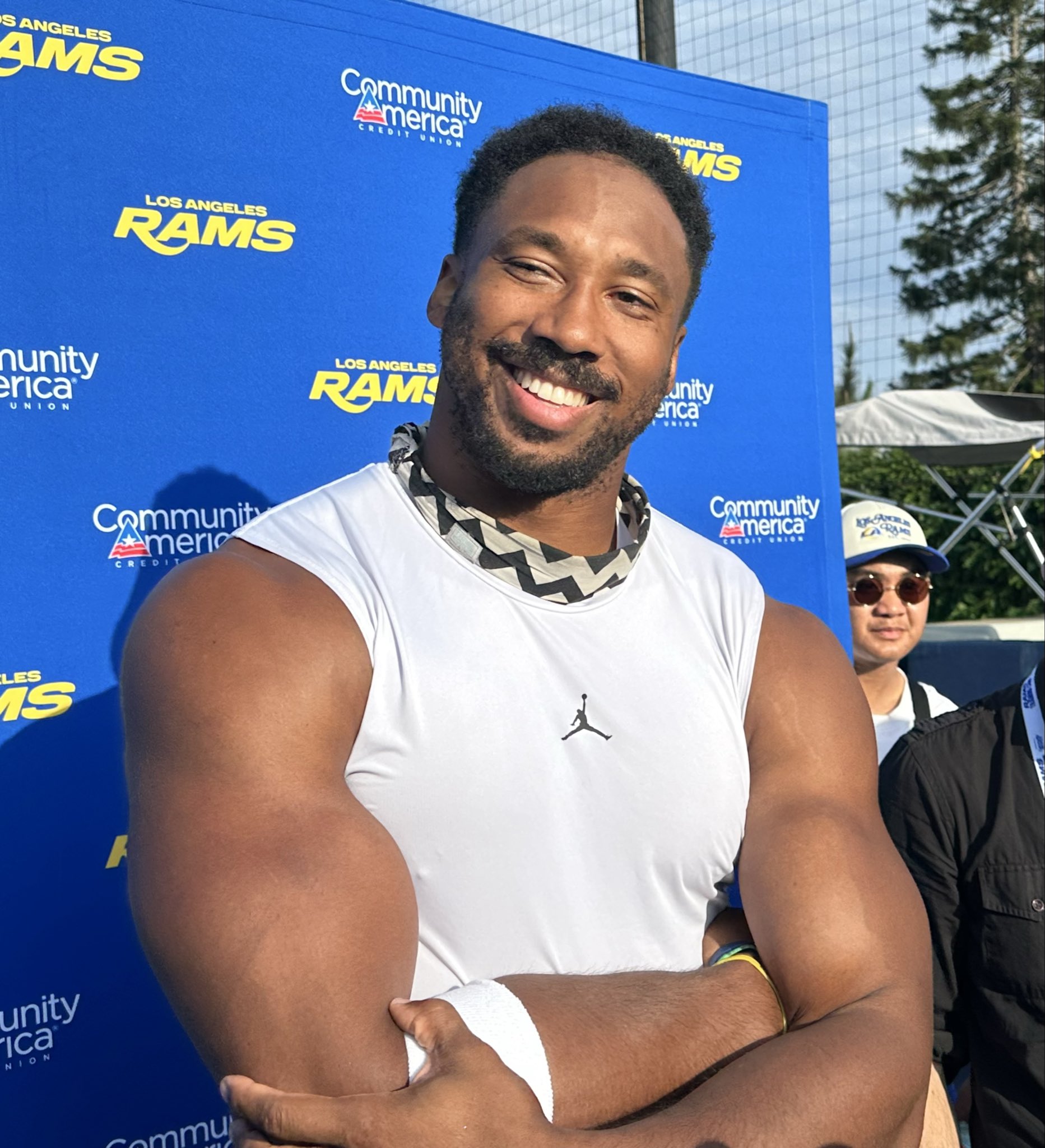 Myles Garrett at training camp with the Rams in August 2026.