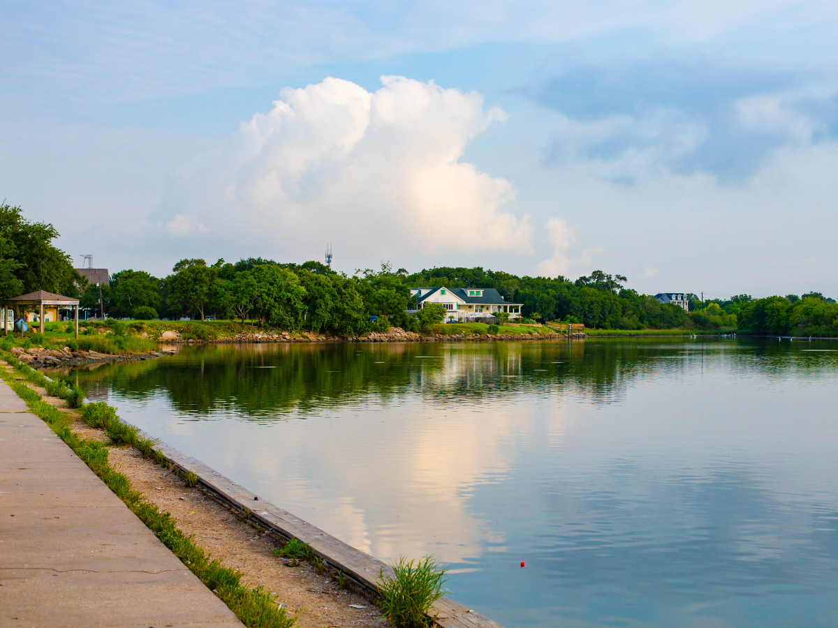 Path along bay near park