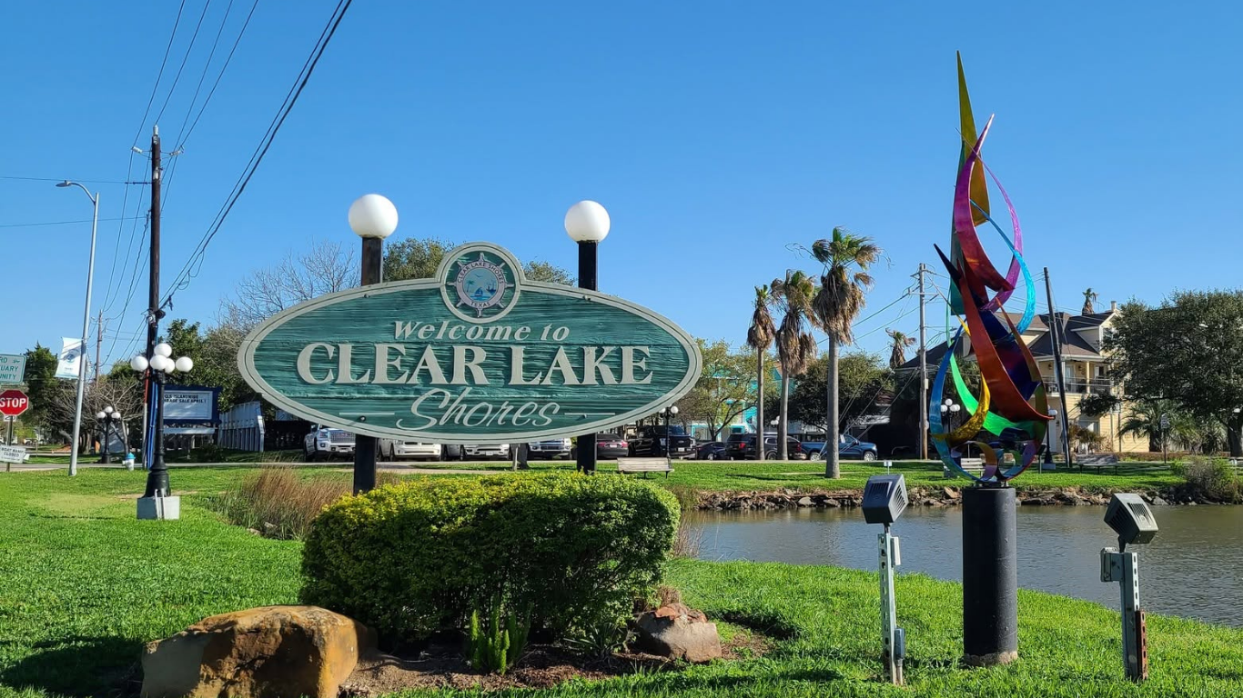 Sign for Clear Lake Texas