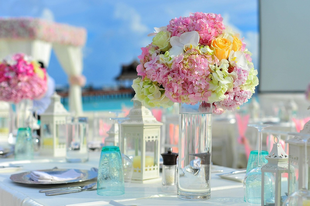 Flowers, vase, reception, flower background, table, table setting, centerpiece, flower vase, floral arrangement, nature,