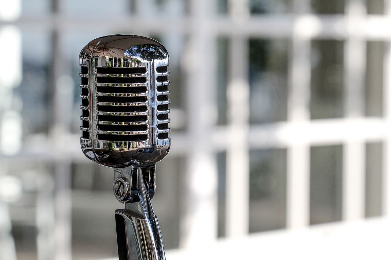 Microphone, vintage, cromatic, mic, voice, sound, music, microphone, microphone, microphone, microphone, microphone, mic
