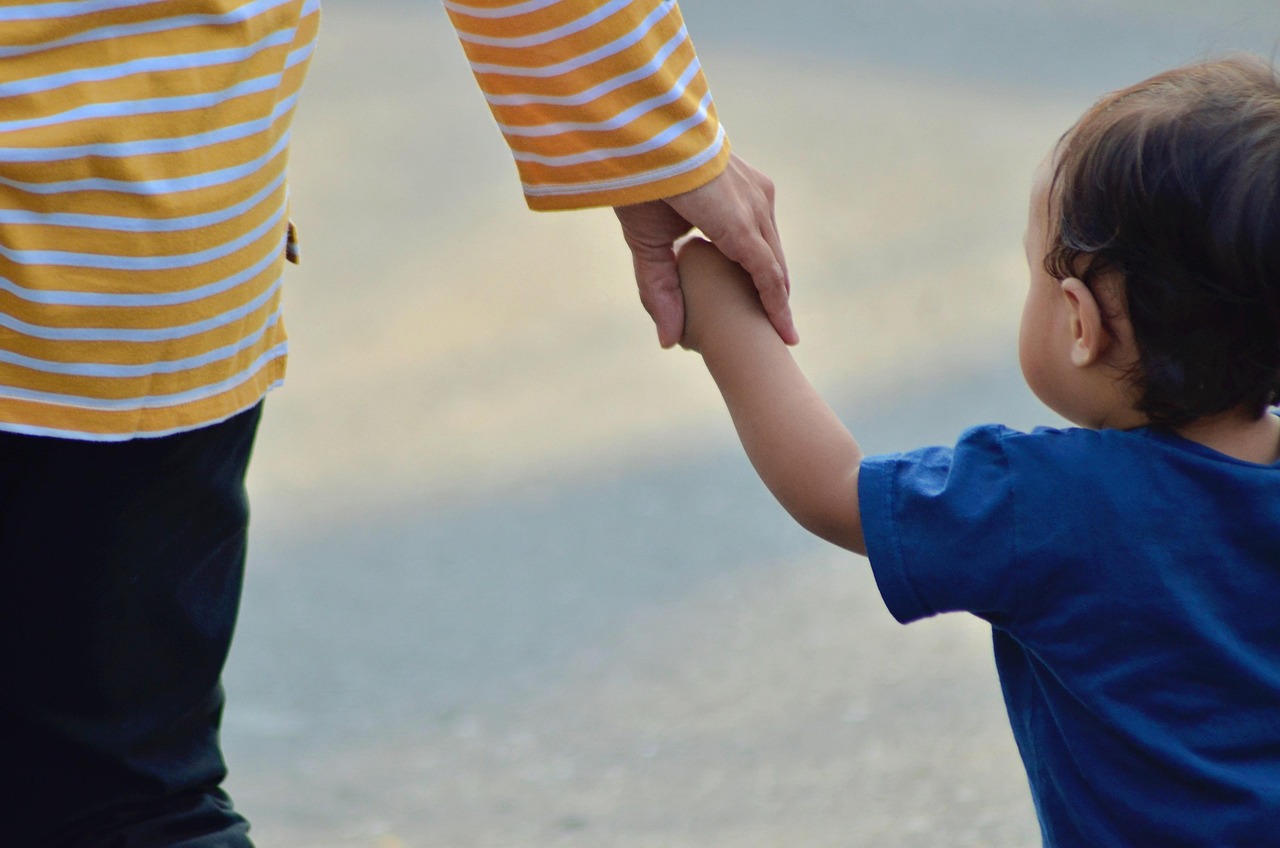 Child, mother, hand, family, baby, mom, pregnant, woman, love, pregnancy, girl, parent, daughter, people, kid, young, ha
