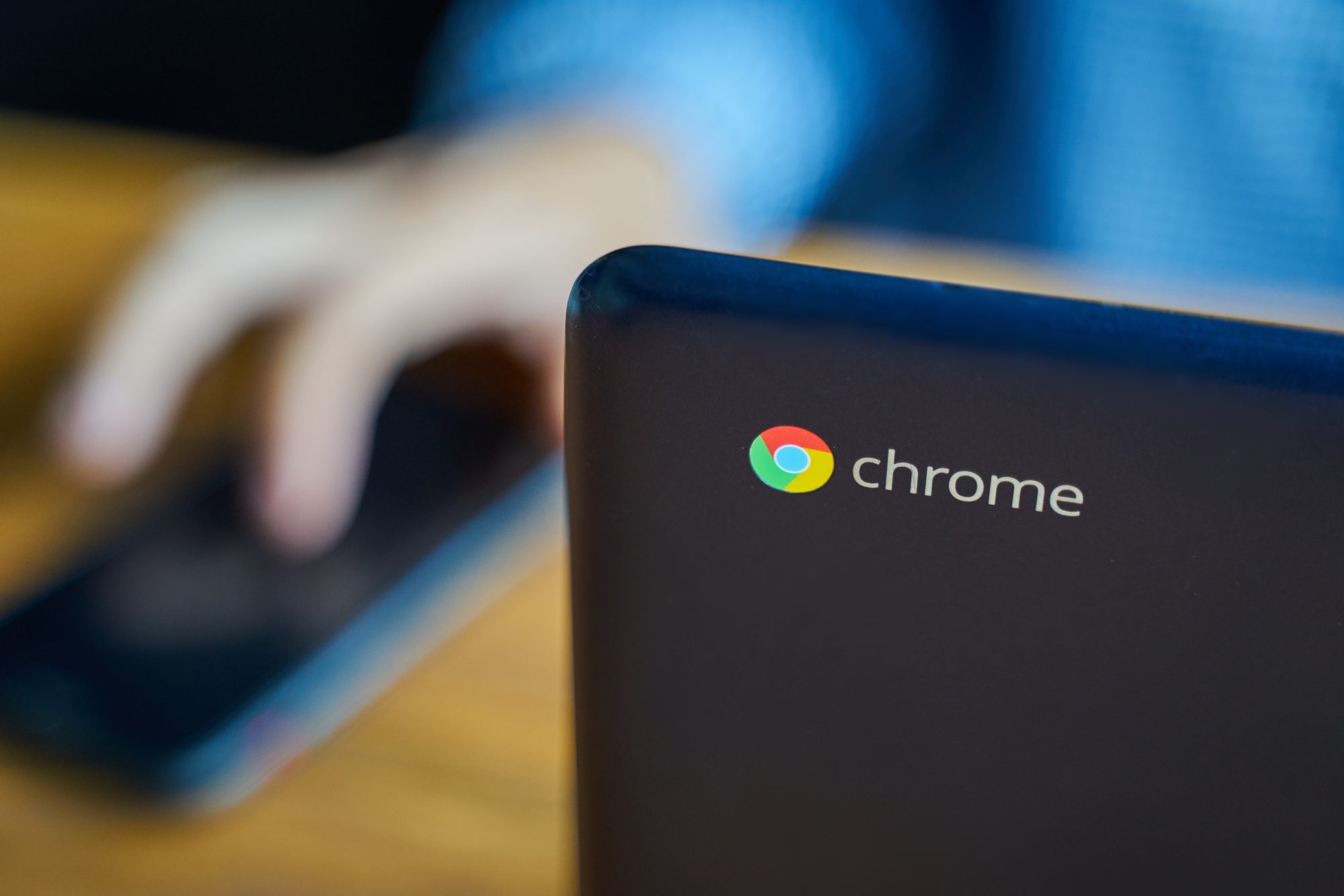 Asus Chromebook.