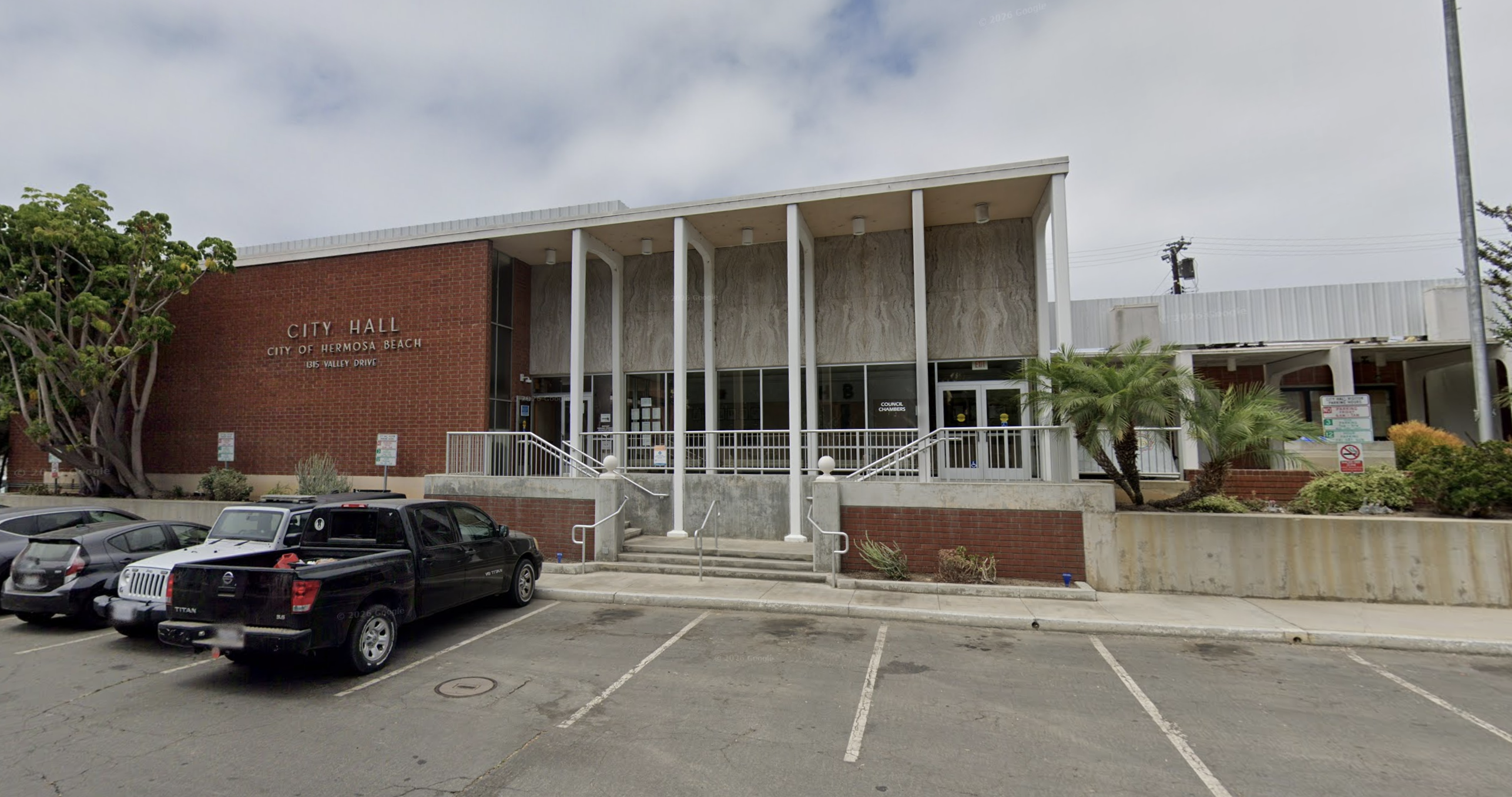 Hermosa Beach City Hall