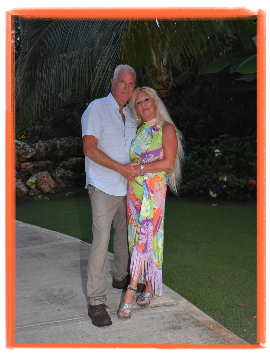 Mark Reaksecker and his wife in a campaign-provided photograph