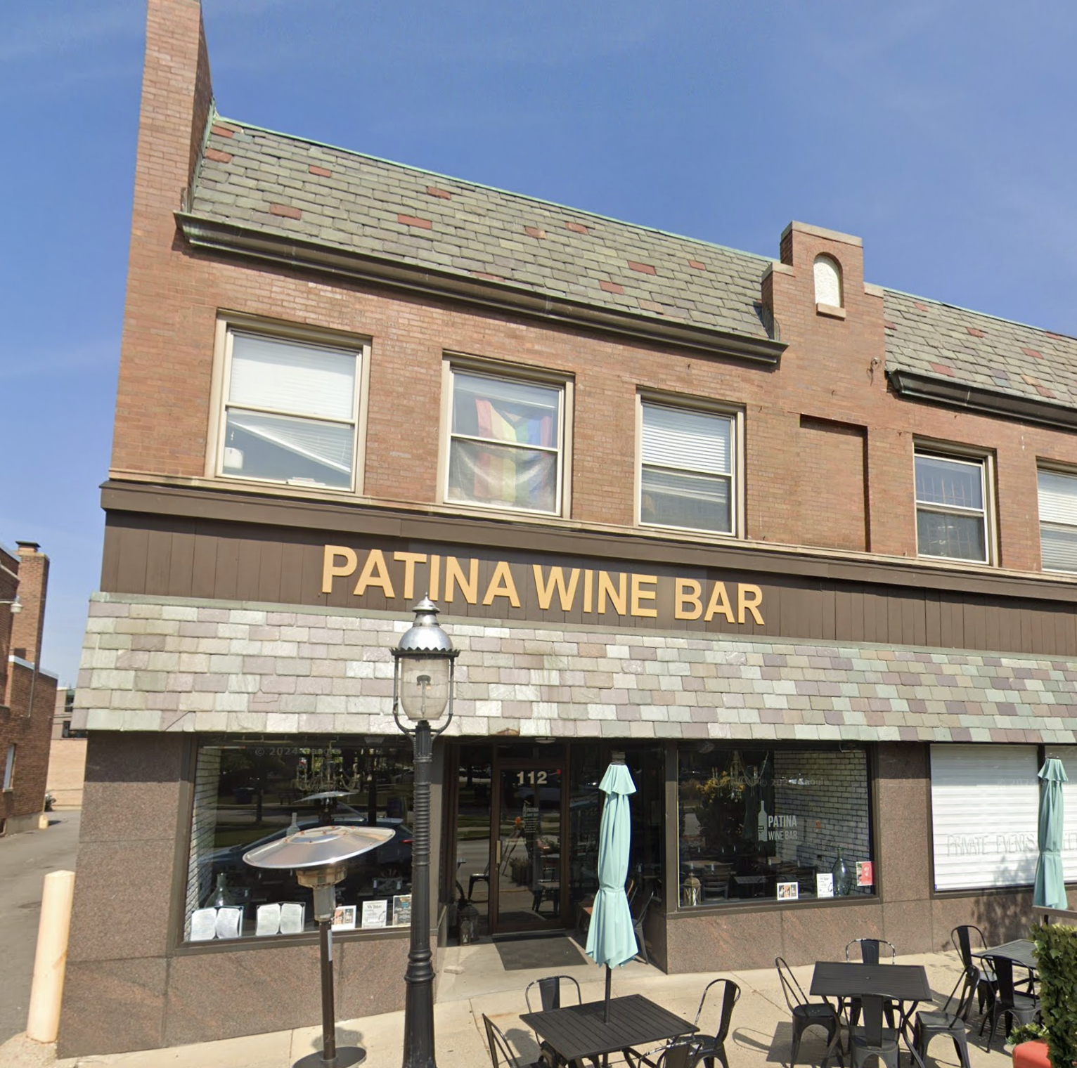 Patina Wine Bar in Park Ridge, Illinois