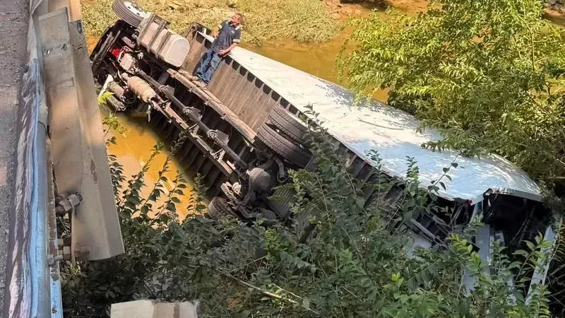 truck crash